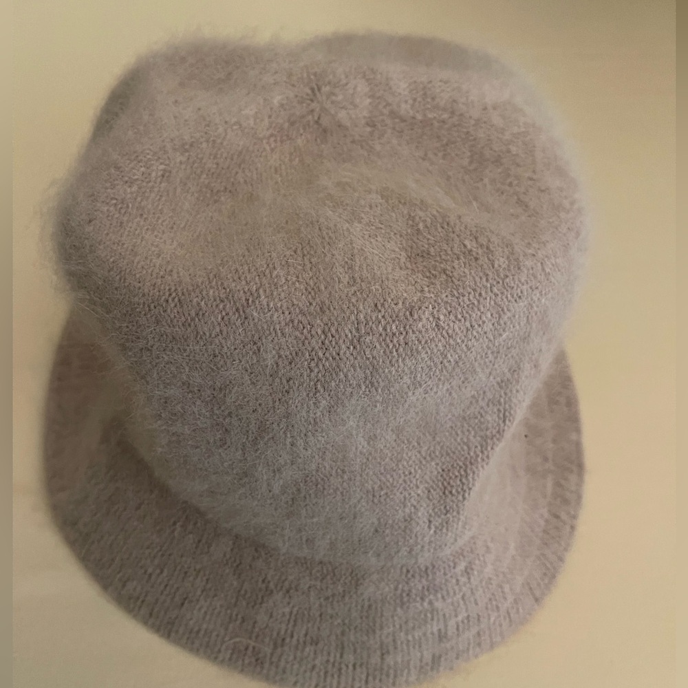 Tan Betmar NY hat worn twice during Fall/Winter season.
